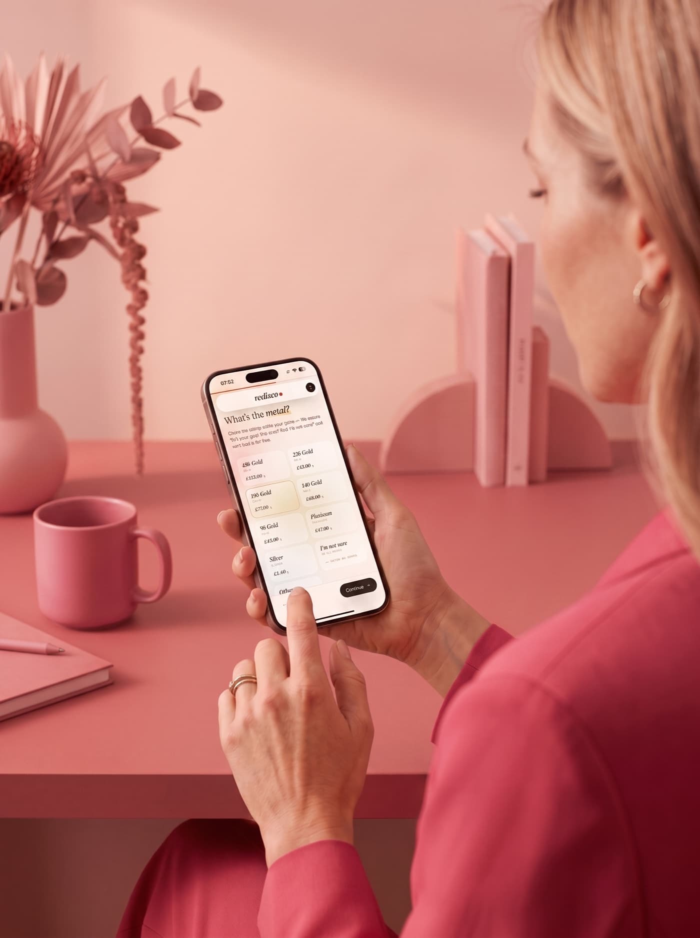 The Redisco app asking which metal the piece is